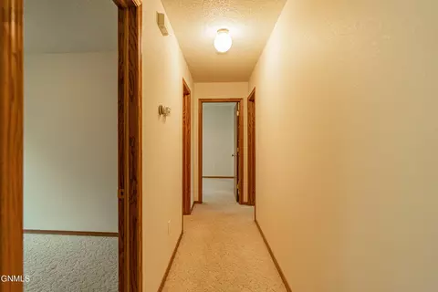 3359 Foxhaven Loop, Bismarck, ND 58503 photo 14