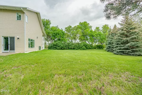3359 Foxhaven Loop, Bismarck, ND 58503 photo 75