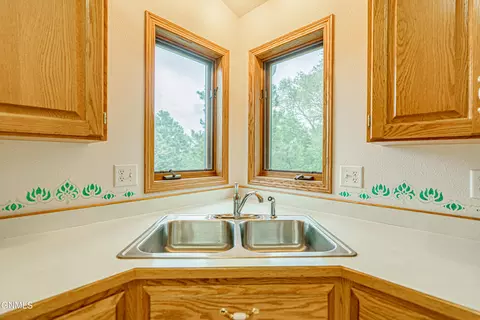 3359 Foxhaven Loop, Bismarck, ND 58503 photo 10