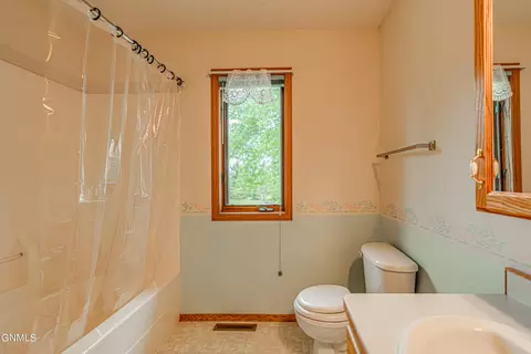 3359 Foxhaven Loop, Bismarck, ND 58503 photo 29
