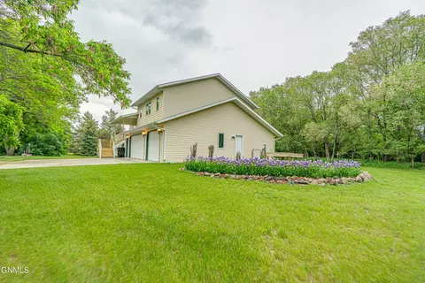 3359 Foxhaven Loop, Bismarck, ND 58503 photo 84