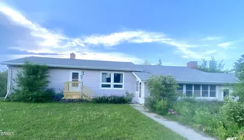 86 5th St SW, Beach, ND 58621