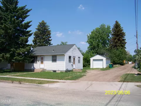 606 Central Ave, Bismarck, ND 58501