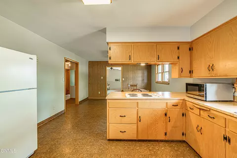 724 Custer Dr, Mandan, ND 58554 photo 31