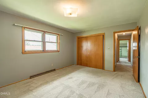 724 Custer Dr, Mandan, ND 58554 photo 39