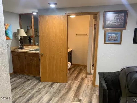 2401 N Main Ct, Williston, ND 58801 photo 19