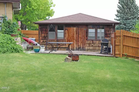709 Custer Dr, Mandan, ND 58554 photo 49