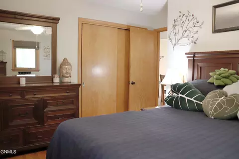 709 Custer Dr, Mandan, ND 58554 photo 20