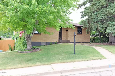 709 Custer Dr, Mandan, ND 58554 photo 55