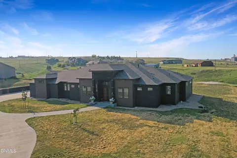 2018 16th St E, Williston, ND 58801 photo 123