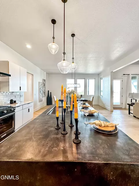 2018 16th St E, Williston, ND 58801 photo 64