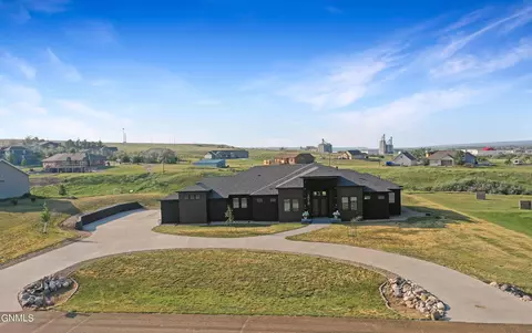 2018 16th St E, Williston, ND 58801 photo 122