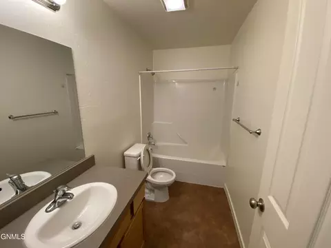 817 3rd St NW, Sidney, MT 59270 photo 7