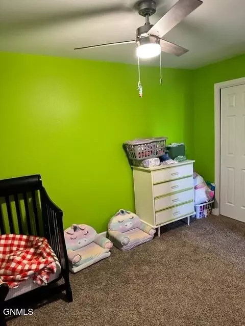 307 Will Ct SE, Mandan, ND 58554 photo 12