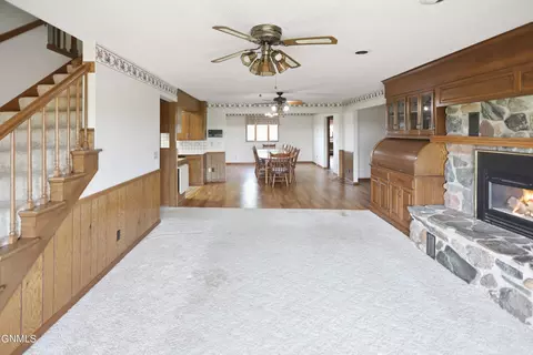 4963 142nd Ave NW, Williston, ND 58801 photo 8