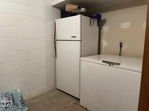 352 5th St NE, Garrison, ND 58540 photo 30