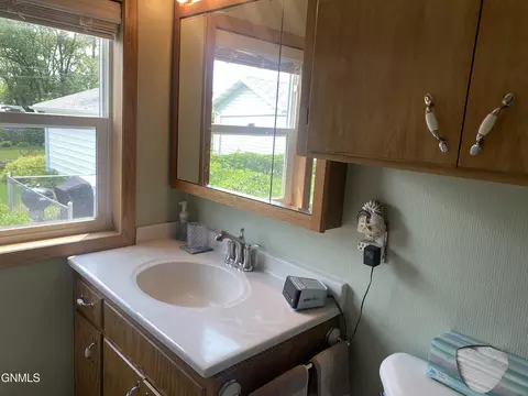 409 S 15th St, Bismarck, ND 58504 photo 30