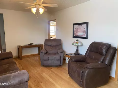 409 S 15th St, Bismarck, ND 58504 photo 18