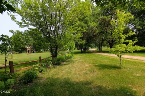 6400 Sully Dr, Bismarck, ND 58504 photo 83
