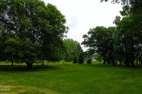 6400 Sully Dr, Bismarck, ND 58504 photo 79
