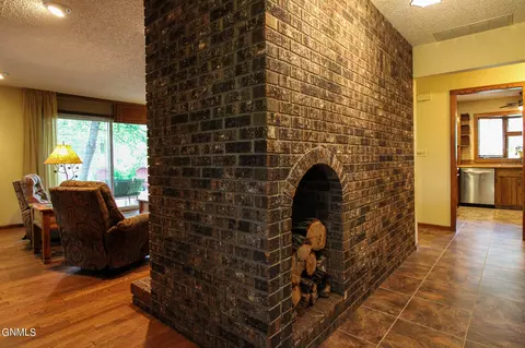 6400 Sully Dr, Bismarck, ND 58504 photo 28