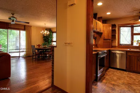 6400 Sully Dr, Bismarck, ND 58504 photo 20