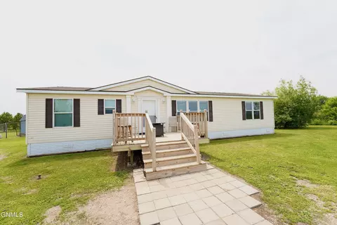 9166 49th St SE, Ypsilanti, ND 58497