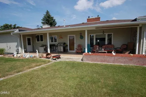 103 9th Ave SW, Sidney, MT 59270 photo 23