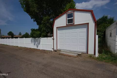 103 9th Ave SW, Sidney, MT 59270 photo 24