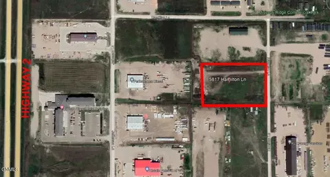 5817 Hamilton Ln, Williston, ND 58801
