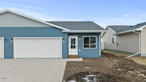 1563 47th Loop SE, Minot, ND 58701