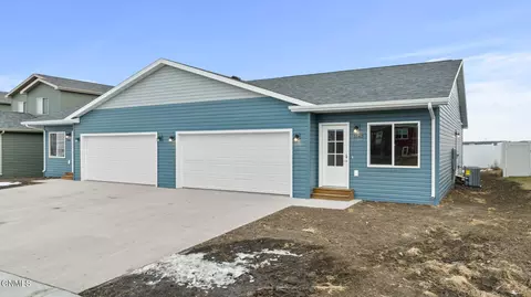 Exterior - 1563 47th Loop SE, Minot, ND 58701 photo 3 of 7