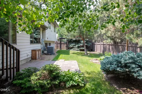 3642 Hackberry St, Bismarck, ND 58503 photo 28