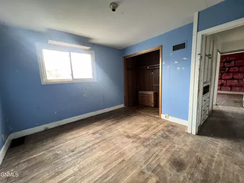 100 4th St SW, Parshall, ND 58770 photo 12