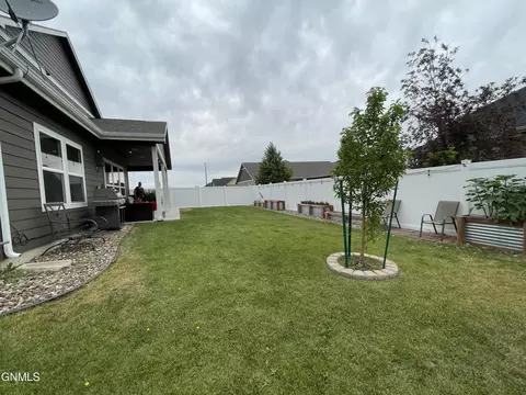 6902 University Ave N, Williston, ND 58801 photo 46