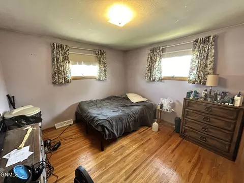 810 N 29th St, Bismarck, ND 58501 photo 23