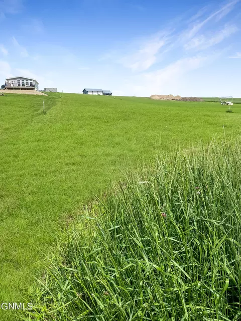 3557 Lakeshore Rd, Medina, ND 58467 photo 6