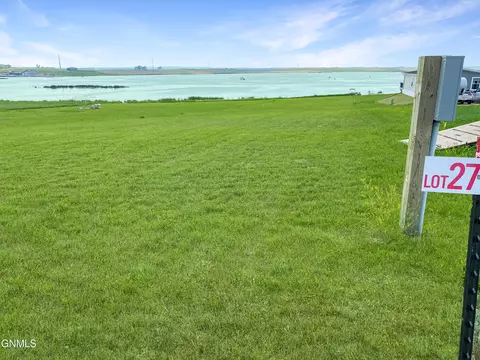 3557 Lakeshore Rd, Medina, ND 58467 photo 3