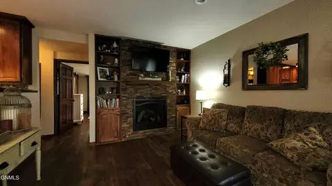 620 8th Ave W, Dickinson, ND 58601 photo 20