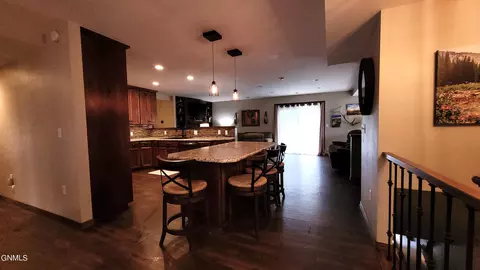 620 8th Ave W, Dickinson, ND 58601 photo 17