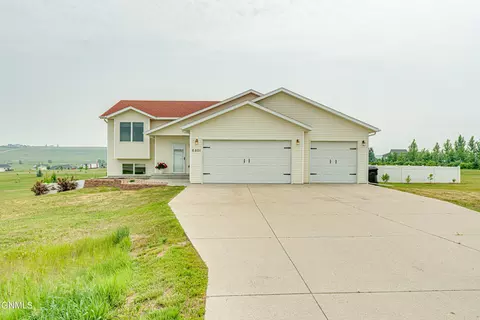 6801 Trademark Dr, Bismarck, ND 58504