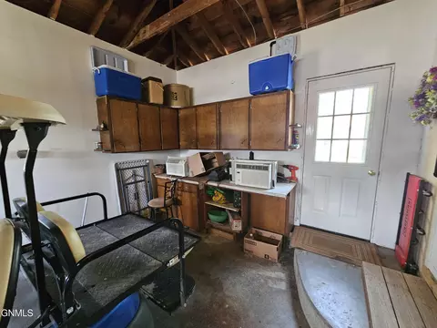 818 6th Ave W, Edgeley, ND 58433 photo 38