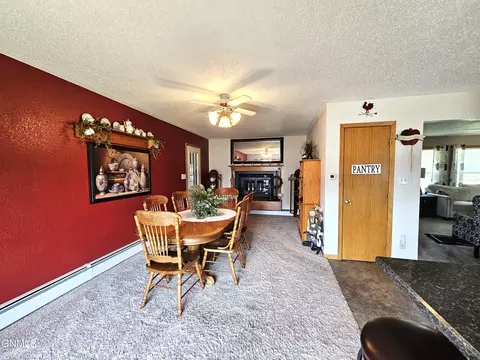 818 6th Ave W, Edgeley, ND 58433 photo 14