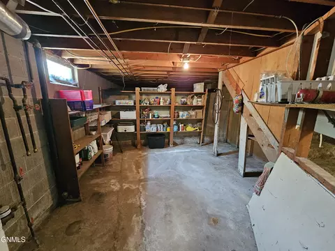 818 6th Ave W, Edgeley, ND 58433 photo 51