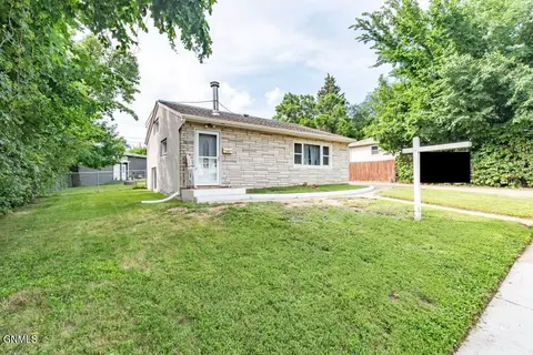 2410 C Ave E, Bismarck, ND 58501