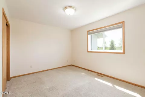 2 Aero Dr, Garrison, ND 58540 photo 31