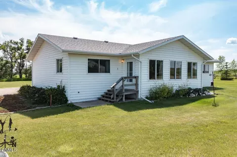2 Aero Dr, Garrison, ND 58540 photo 4