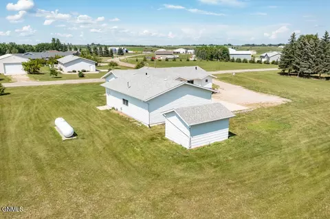 2 Aero Dr, Garrison, ND 58540 photo 11