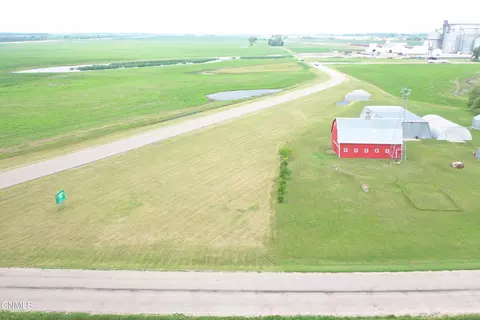 315 Main Ave S, Eldridge, ND 58401 photo 4