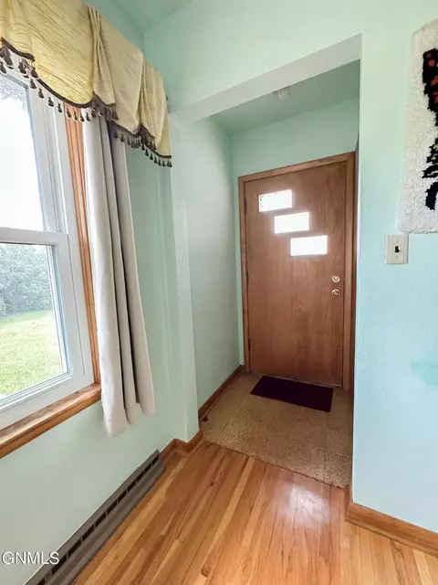 315 Main Ave S, Eldridge, ND 58401 photo 18